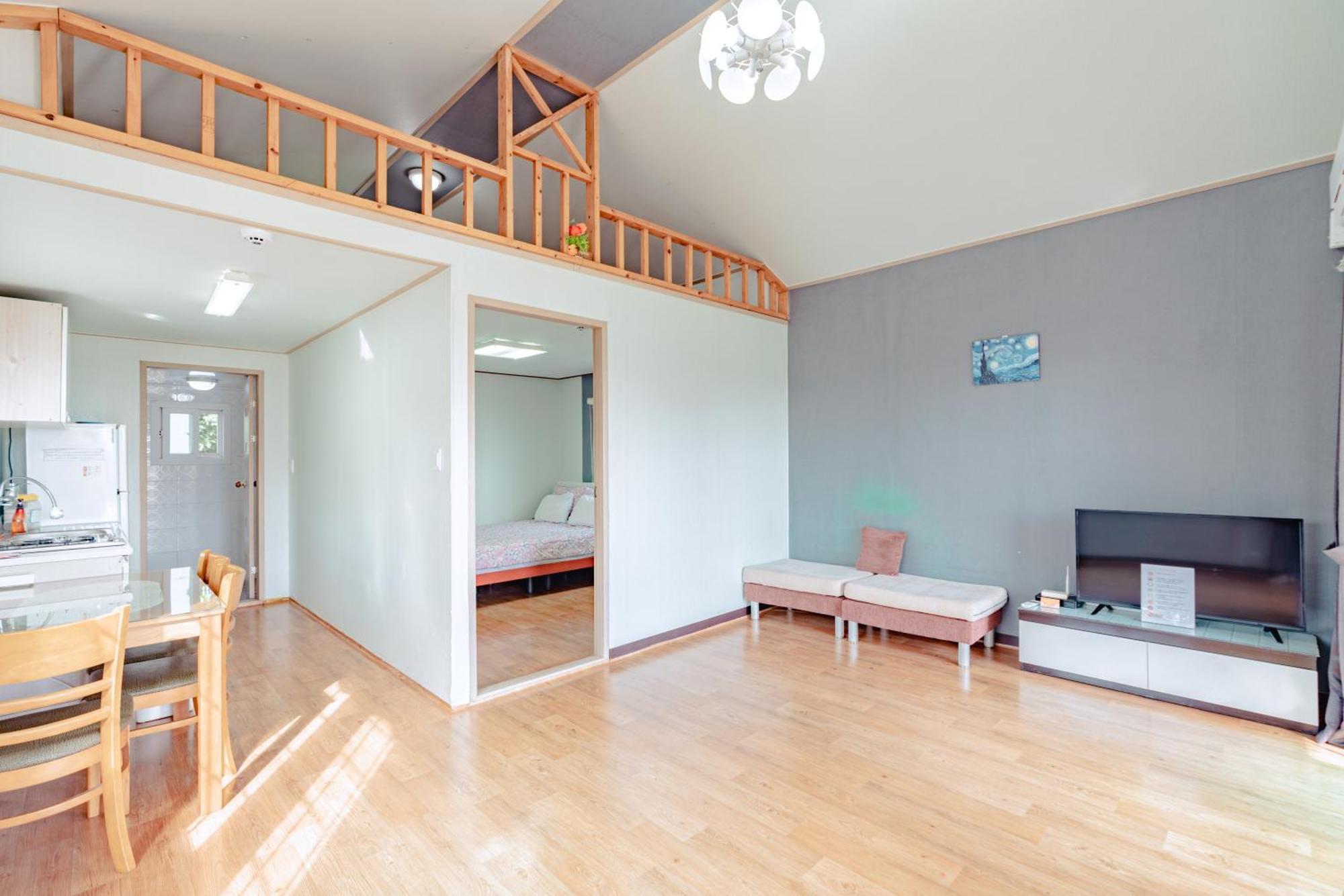 Arting Pension ソギポ 部屋 写真